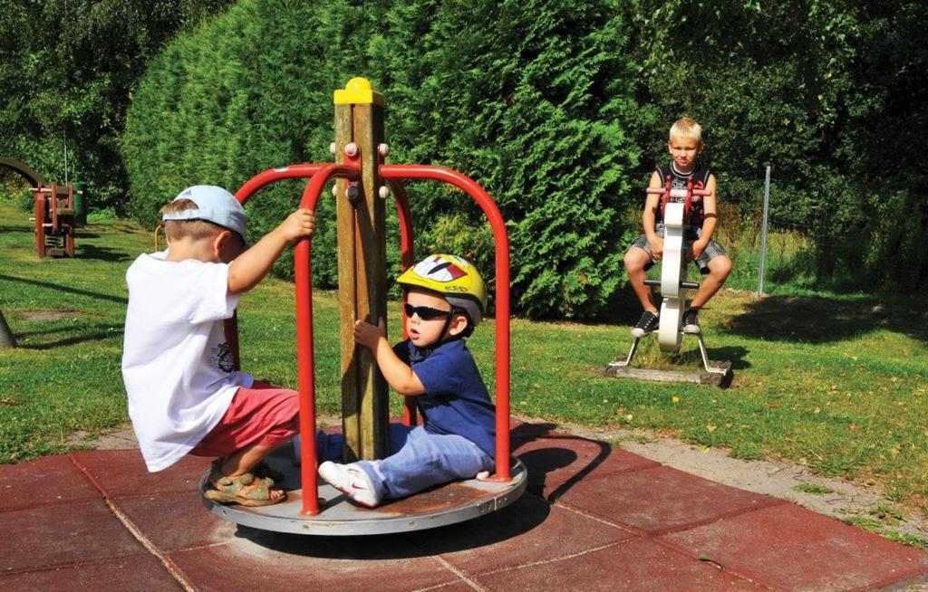 Ferienpark Freesenbruch Wohnung 4 2 - Ostseeperle Zingst Bagian luar foto